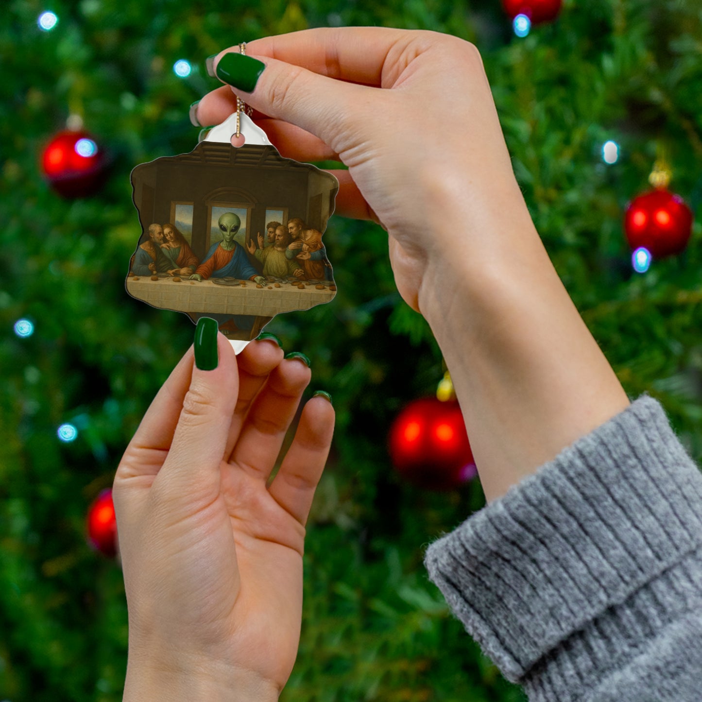 Alien Last Supper Ceramic Star Ornament — Funny UFO Christmas Decoration