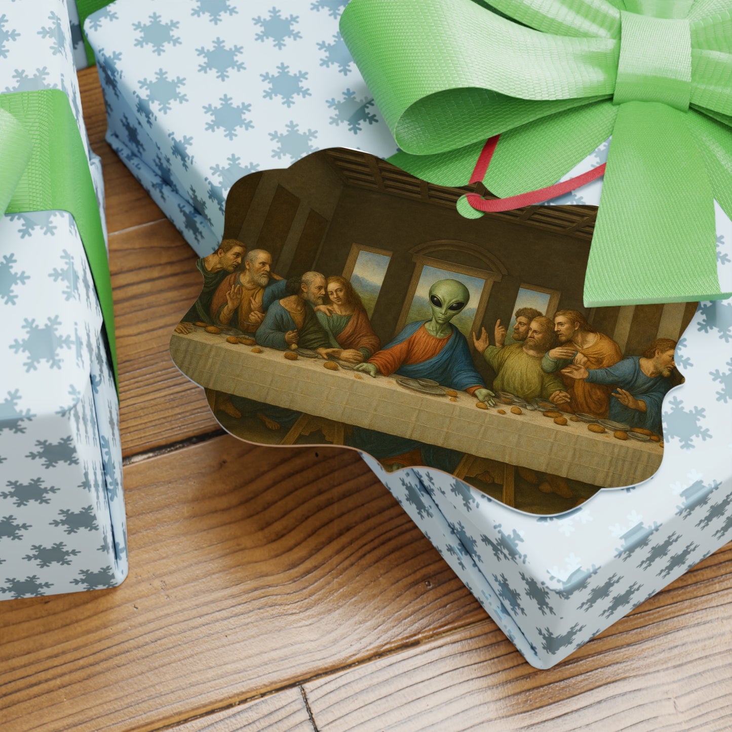 Alien Last Supper Aluminum Ornament — Funny UFO Christmas Decoration