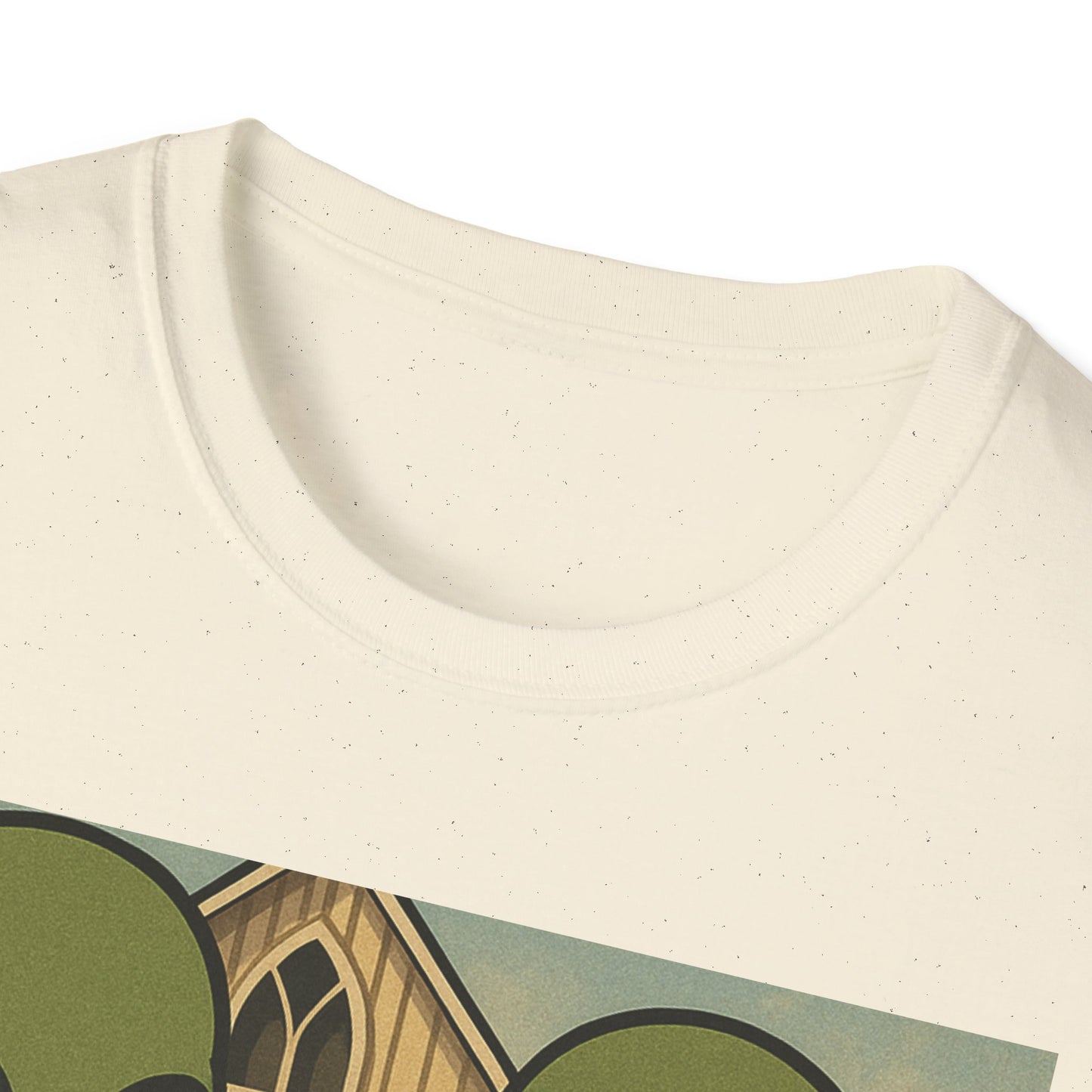 Alien American Gothic T-Shirt — Funny Retro Sci‑Fi Art Tee