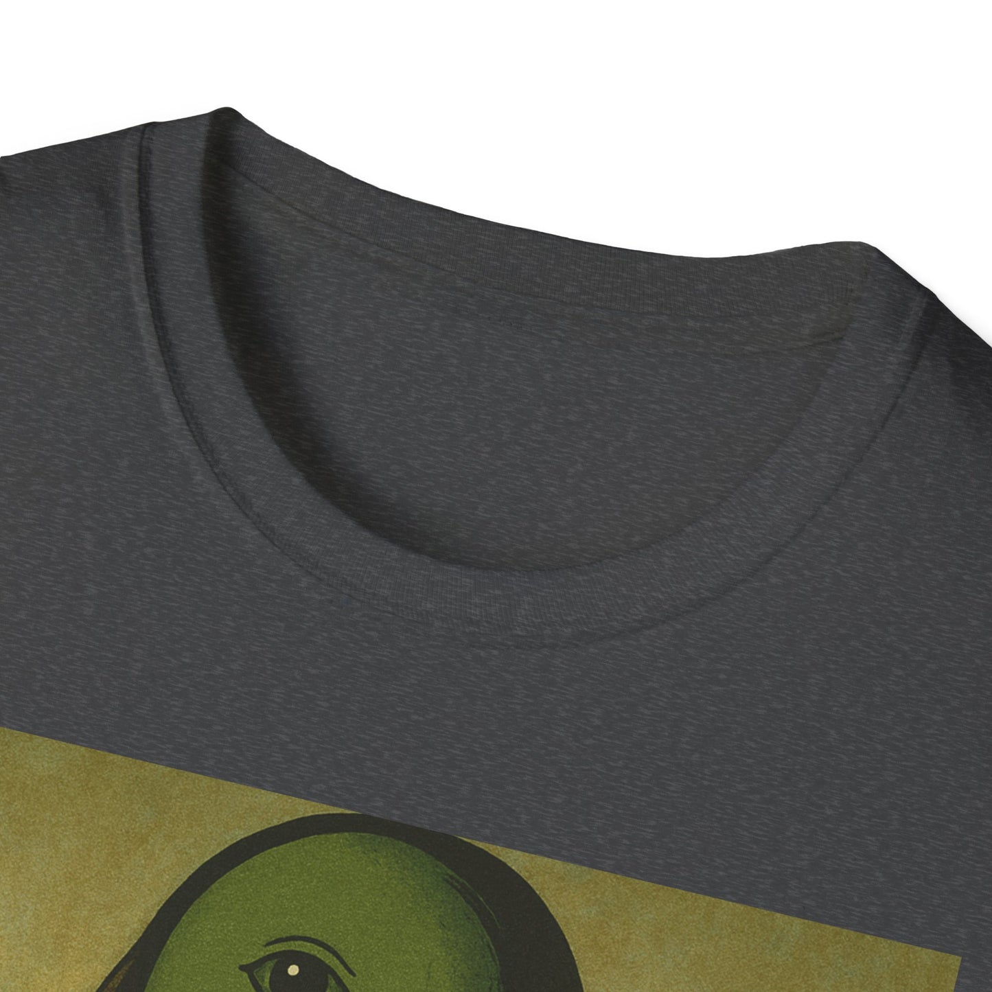 Alien Mona Lisa T-Shirt — Retro Green UFO Art Tee