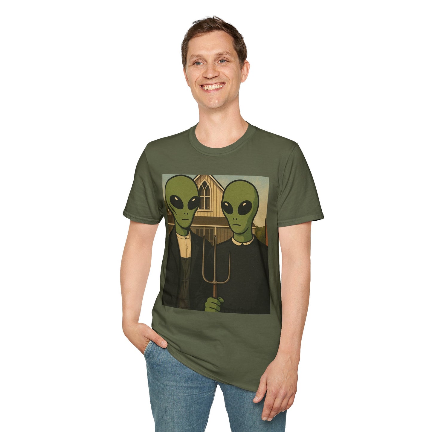 Alien American Gothic T-Shirt — Funny Retro Sci‑Fi Art Tee