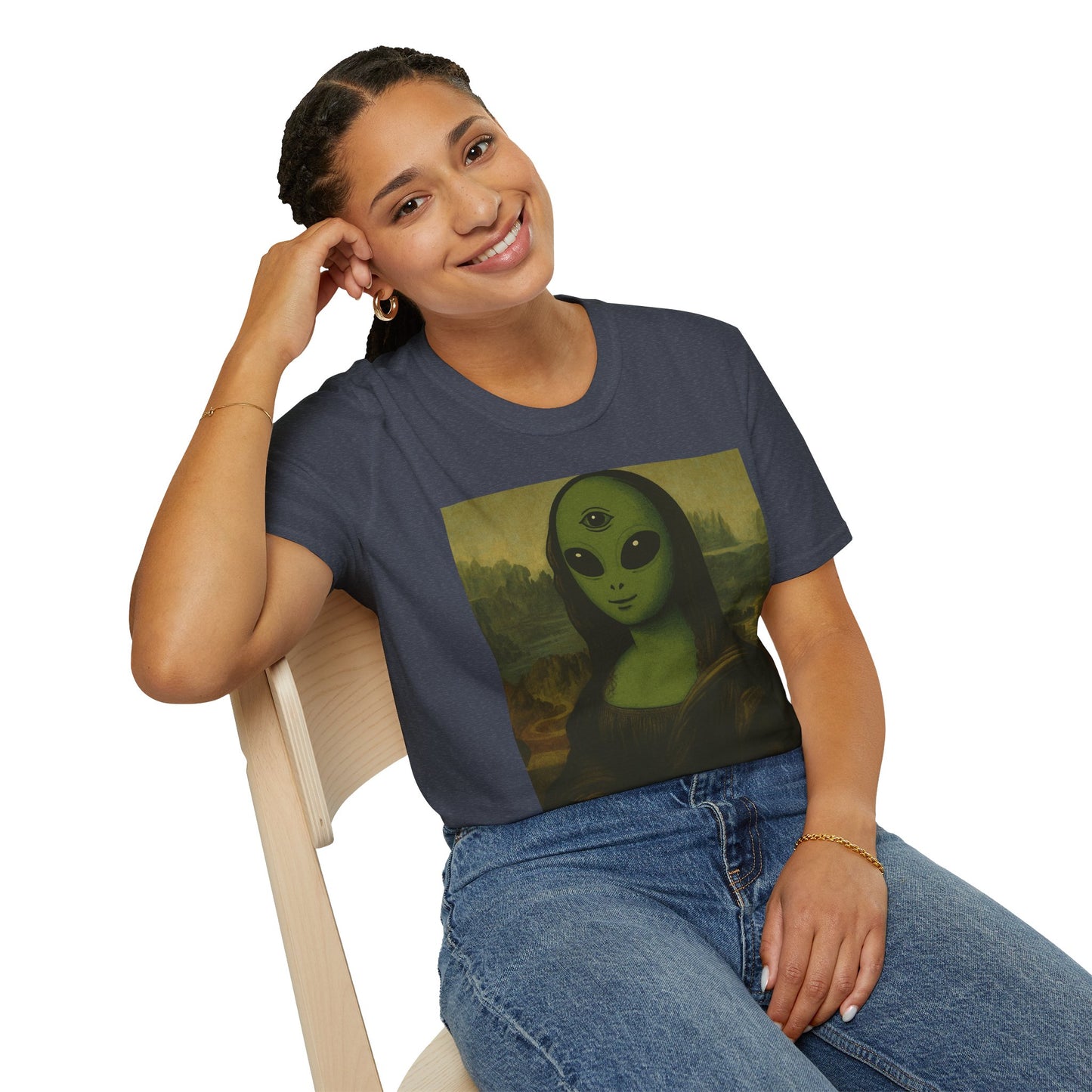 Alien Mona Lisa T-Shirt — Retro Green UFO Art Tee