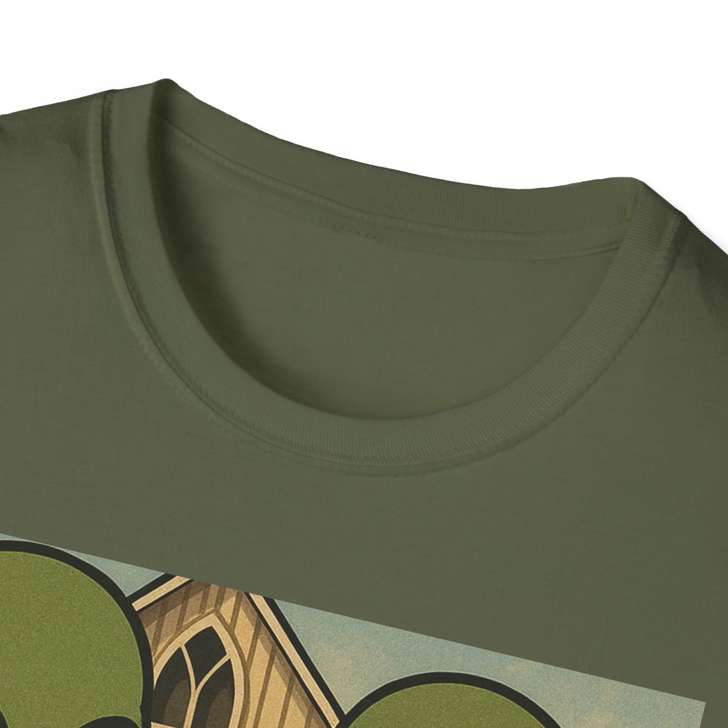 Alien American Gothic T-Shirt — Funny Retro Sci‑Fi Art Tee