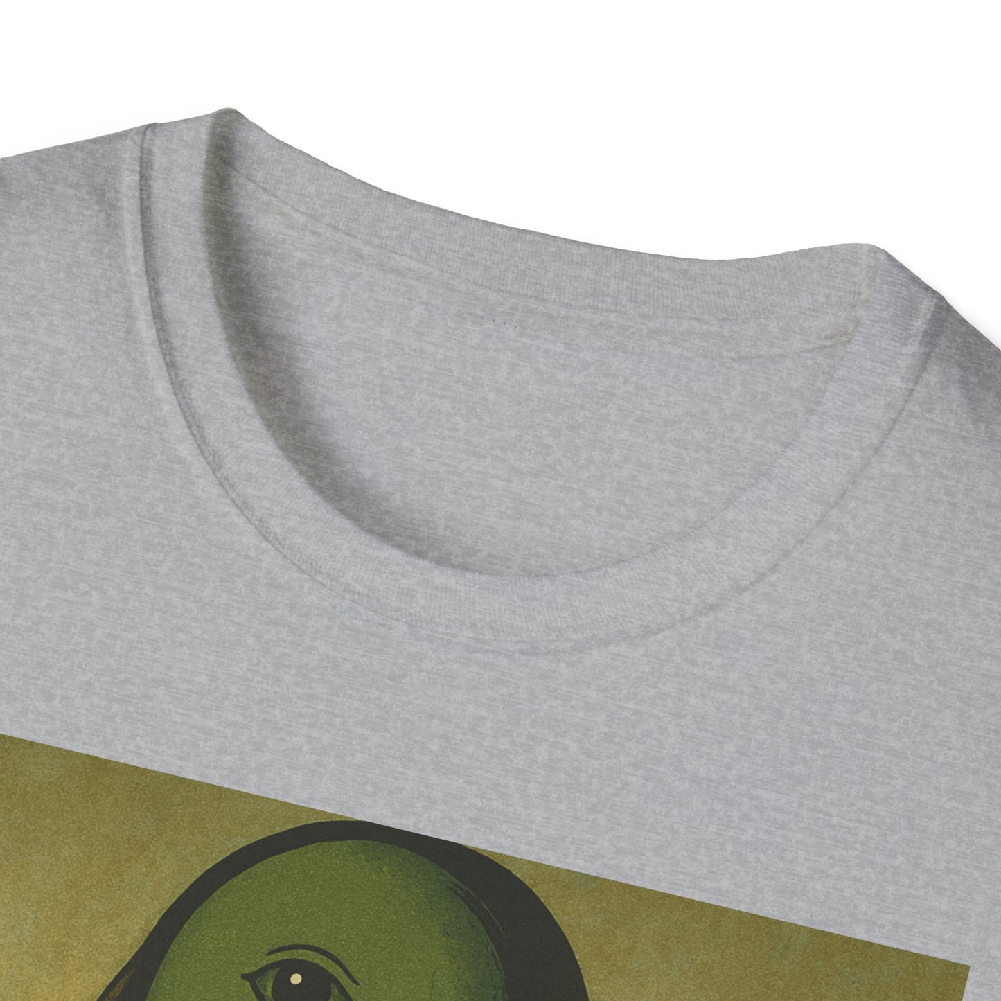 Alien Mona Lisa T-Shirt — Retro Green UFO Art Tee