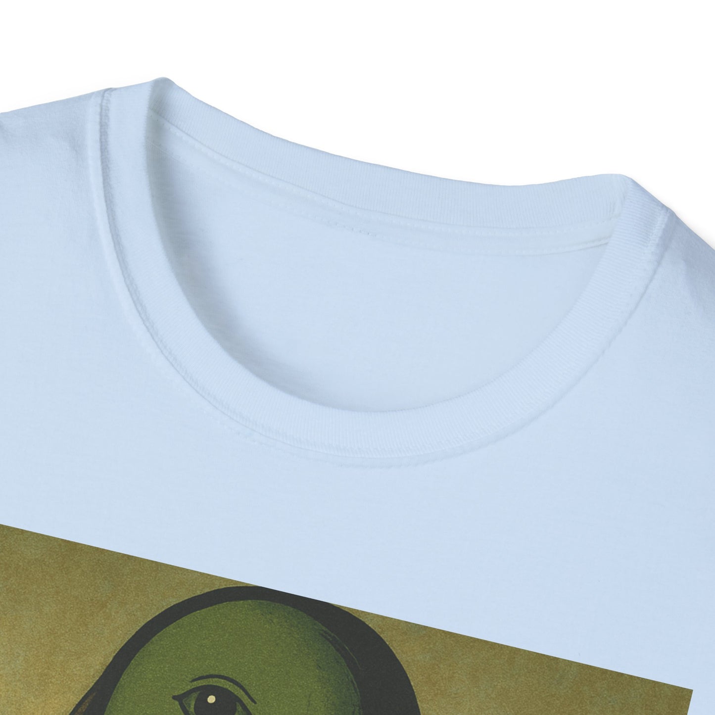 Alien Mona Lisa T-Shirt — Retro Green UFO Art Tee