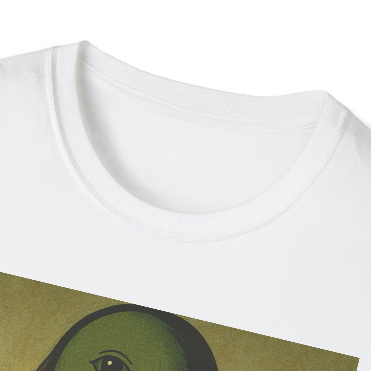 Alien Mona Lisa T-Shirt — Retro Green UFO Art Tee