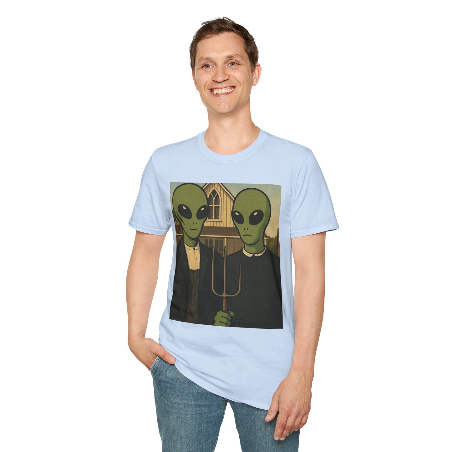 Alien American Gothic T-Shirt — Funny Retro Sci‑Fi Art Tee