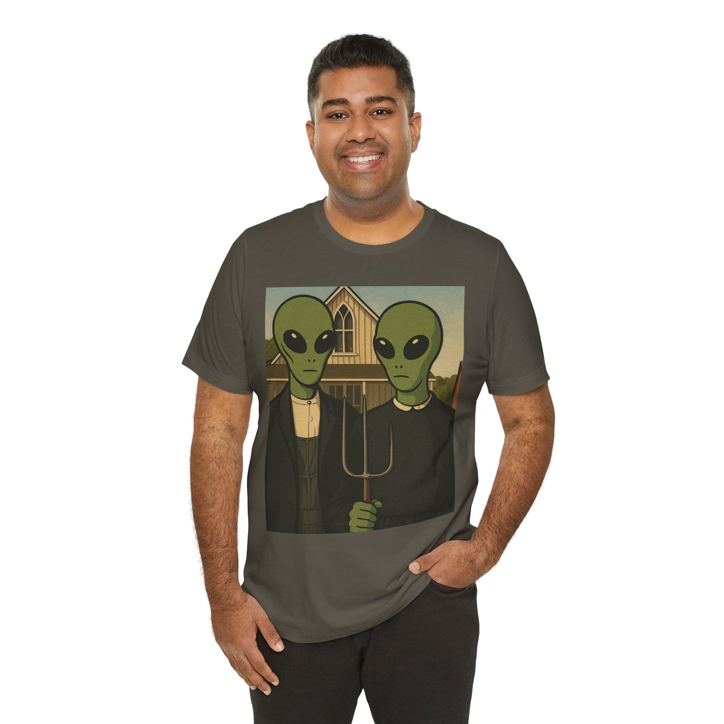 Alien Gothic Farmhouse T‑Shirt — Retro Green Alien American Gothic Tee