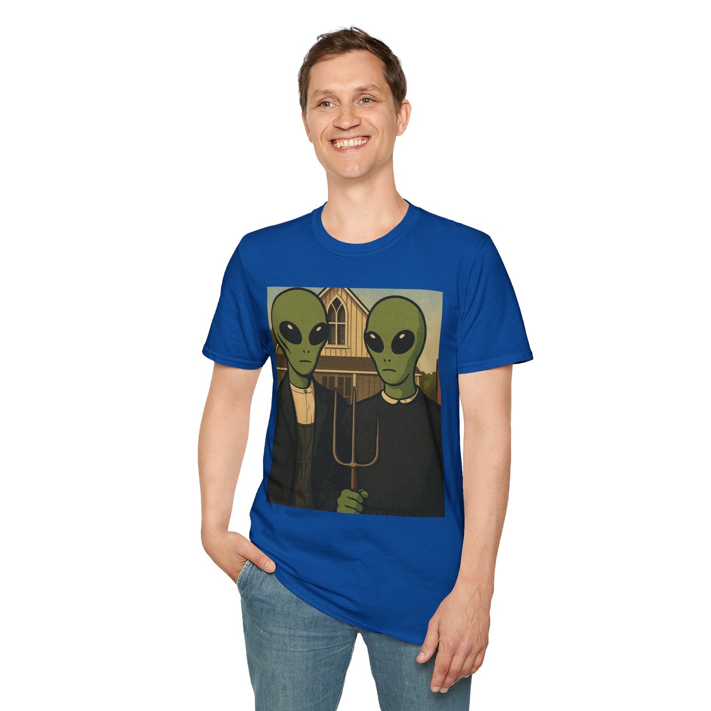 Alien American Gothic T-Shirt — Funny Retro Sci‑Fi Art Tee