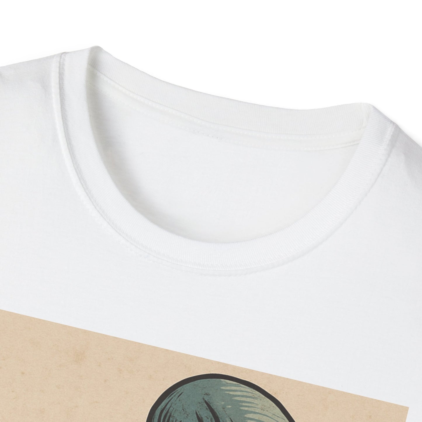 Alien Thinker T-Shirt — Retro Art Sci‑Fi Graphic Tee